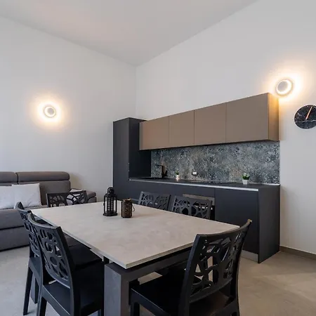 Medusa Luxury Aparthotel *